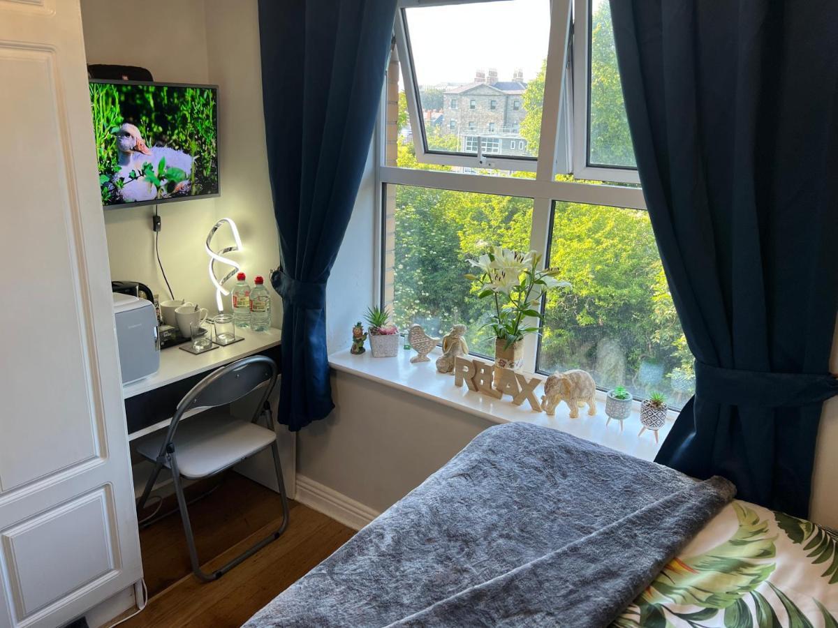 Dublin Double Room Bagian luar foto